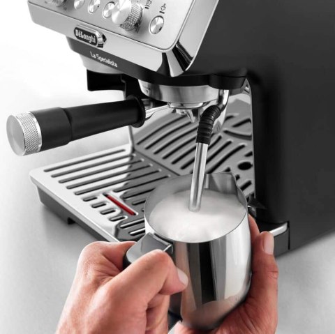 DeLonghi Ekspres ciśnieniowy DeLonghi EC9155.MB