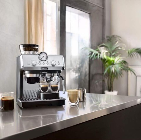 DeLonghi Ekspres ciśnieniowy DeLonghi EC9155.MB