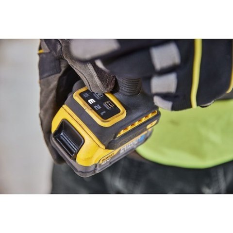 Zakrętarka udarowa XR 18V DCF860N DEWALT